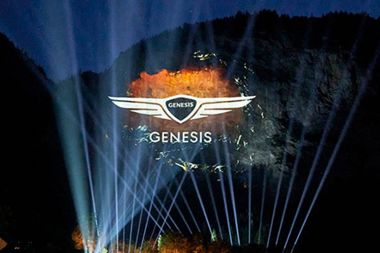 Largest ever projection onto Swiss Alps marks car launch