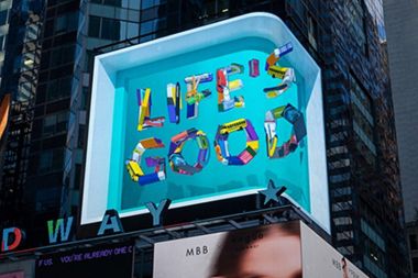 LG launches its first Times Square ‘3D’ LED content