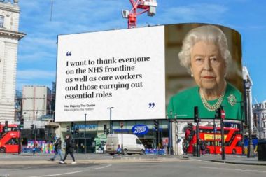 Queen Elizabeth II debuts Covid-19 DOOH message