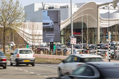 ‘Largest retail screens project since pandemic’ completed