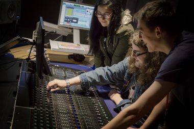 New apprenticeship scheme will plot AV's next generation