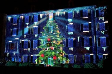 Small 50K projector makes big holiday impression